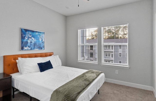 Vanguard 1BD 2 - One Bedroom Apartment, Sleeps 2