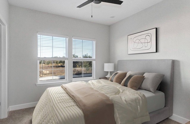 Vanguard 2BD 2 - Two Bedroom Apartment, Sleeps 4