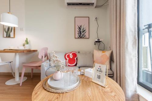 Vanke Apartment Guangzhou South Railway Station Vanke Expo Expo Expo Olympic Park yueshidai square Changlong happy world