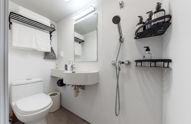 Vanke Apartment Guangzhou South Railway Station Vanke Expo Expo Expo Olympic Park yueshidai square Changlong happy world