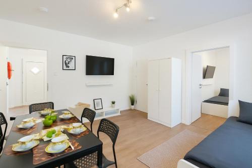 VAZ Apartments Walsum für Monteure und Fachkräfte, Küche, Terrasse, TV, WLAN, Parkplatz, Autobahnähe
