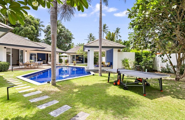 Velaya Blue Villa - 2 Bedroom at Lipa Noi