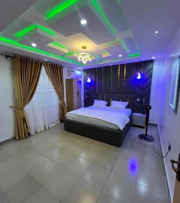 Vendes SERVICED APARTMENT