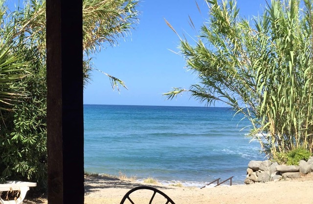 "Venere" house directly on the beach of Acciaroli