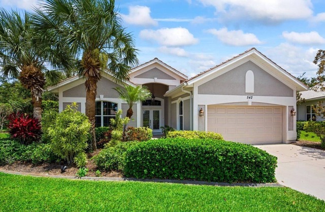 Venice Florida Pool Home for Rent Available until 12/31/2023. Paradise Found