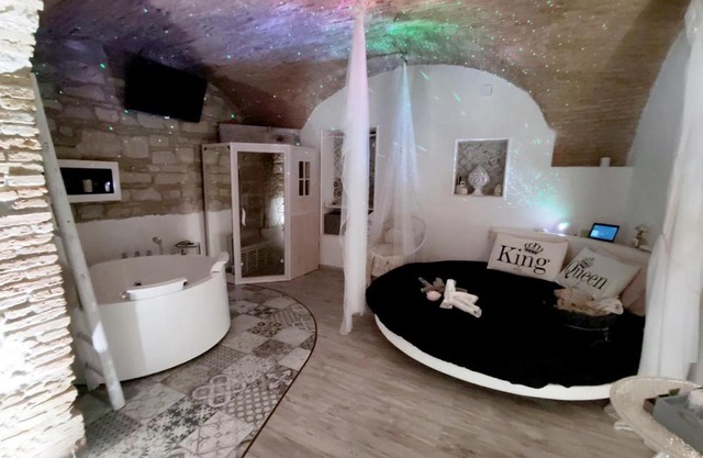 VenuSuite VENOSA - Luxury House, Spa & Relax -