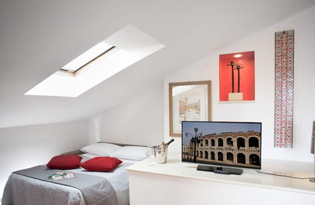 VERONA CLASS FAMILY APARTMENT