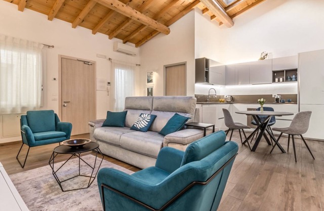 Veronetta Stunning Rooftop with Lift