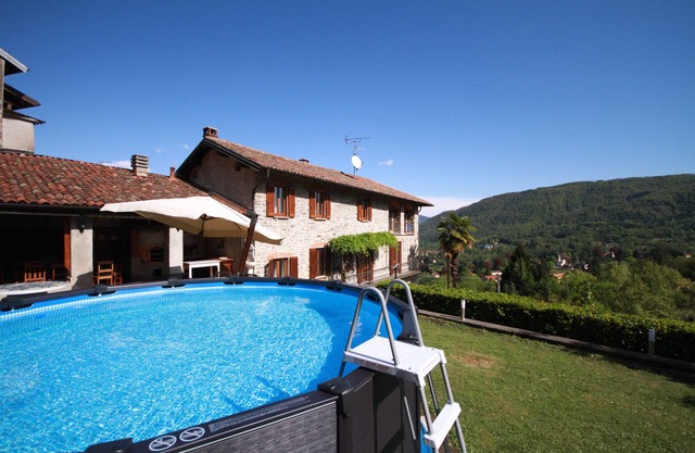 Veronica & Ladybug House for 8 people with pool.
