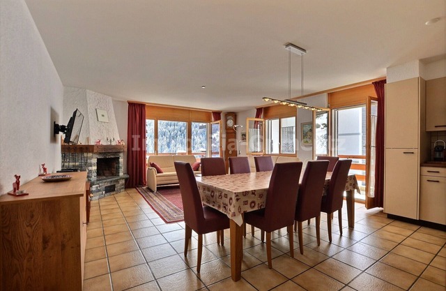 Very comfortable flat for 7 people, living room with fireplace, kitchen area with dishwasher, 1 doub