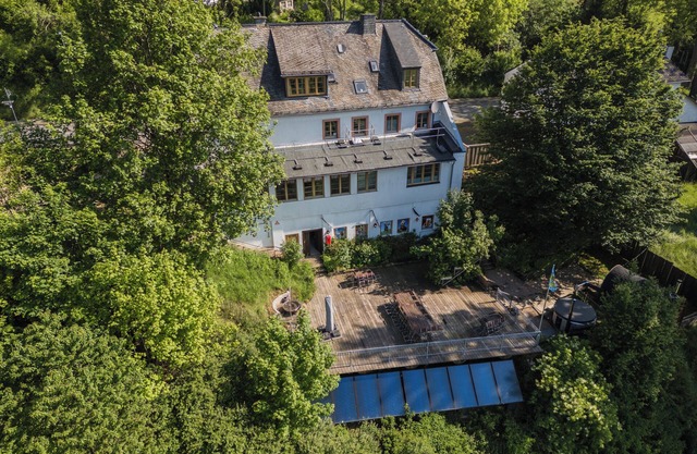 Very large vacation home in alpine style with sauna and hot tub for good relaxation
