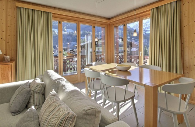 Very nice apartment at 400 meters from the main street of the village and cable car, 3 bedrooms, 2 b