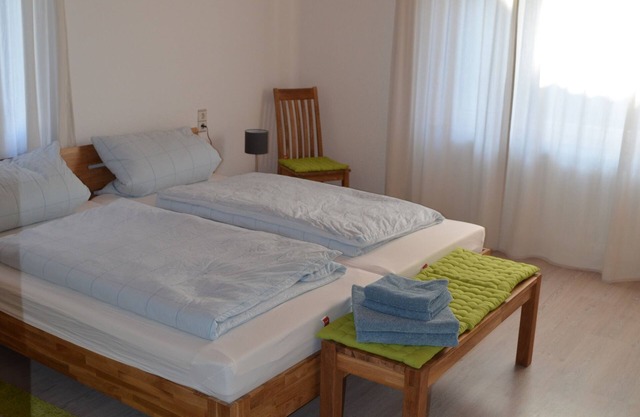 Very quiet, bright apartment (in central location)