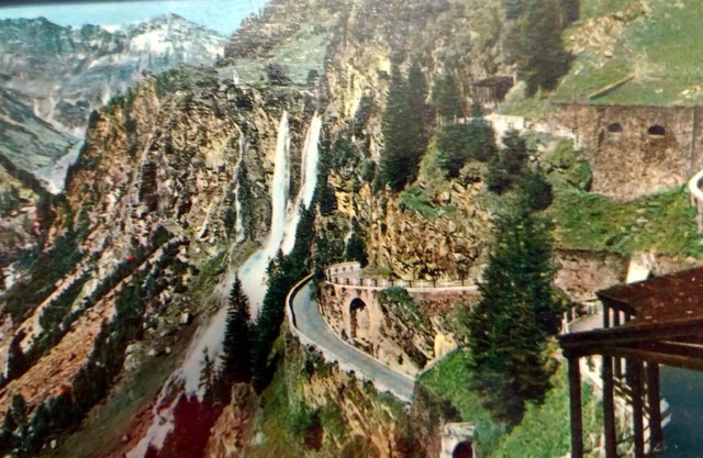 VERY RUSTIC ALPINE