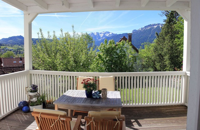 Very spacious vacation apartment with fantastic mountain views & KöngisCard