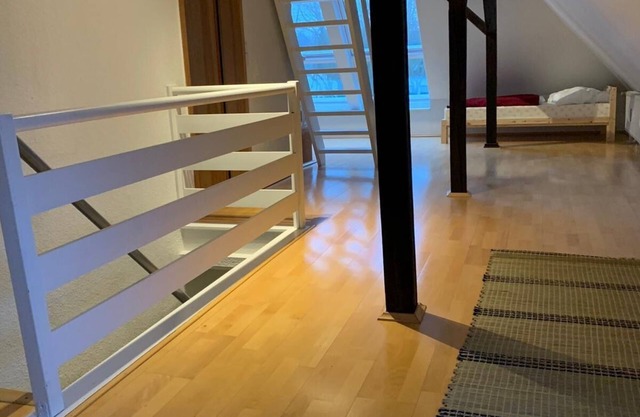 Very well-kept, modern vacation or mechanic's apartment for rent.