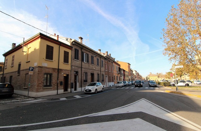 Via di Roma 4, house in the center with terrace