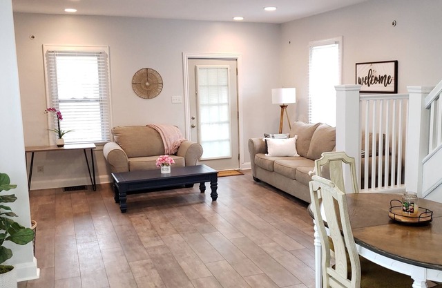 Vibrant 3 Bedroom Home | Close to OSU & Downtown