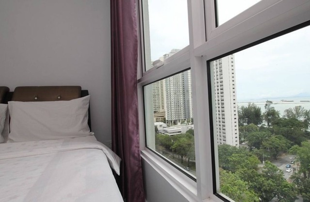 Vibrant Penang Attractions Steps Away