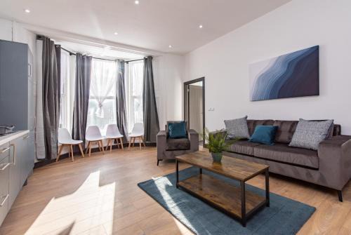 Victoria Apartments Stylish 3BR in Hartlepool