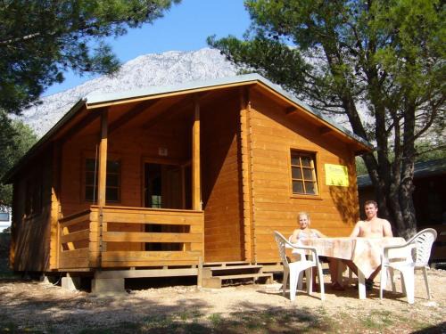 Victoria Cottage Camping Dole