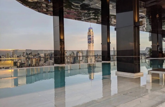 Victory Monument Luxury with Incredible Facilities