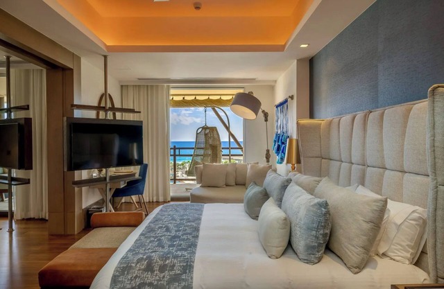 Vidanta Los Cabos, Grand Luxxe Celebrity Suite - 2 Bed/2Ba