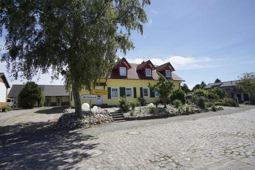 viel Natur und idyllische Umgebung - Ferienhaus Honigtopf Häuschen Kormorannnest