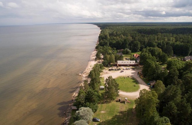 Viesu nams Melnsils