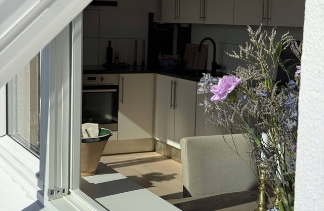 View apartment in Bergen - Walking distance to the city center and beautiful city mountains