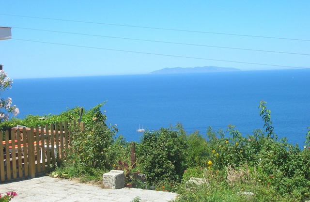 VIGNA MARIA Holiday Homes the Lily
