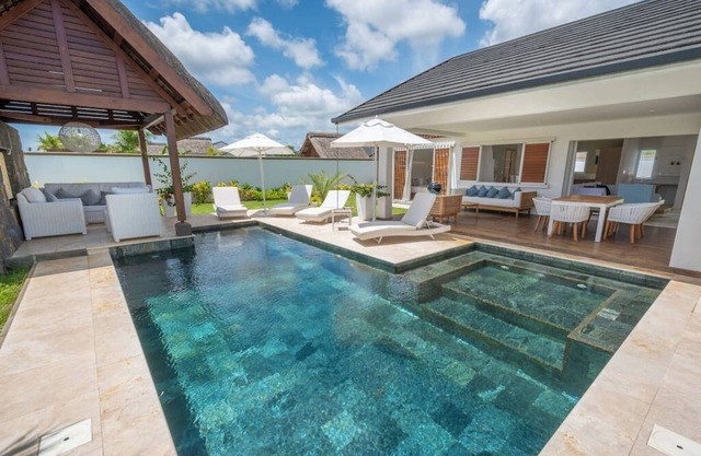 Villa BIJOU, 3 bed, grand bay center by Immoclair