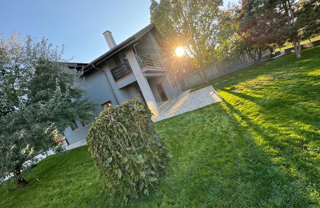 Vila Amy - 5 min from THERME and AIRPORT