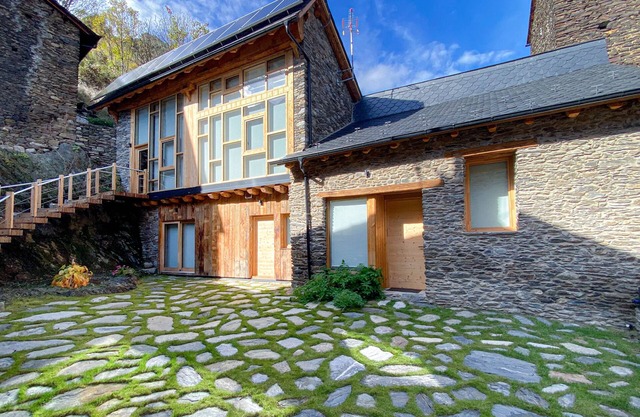 VILA CLOSA RESORT - LLUPIA