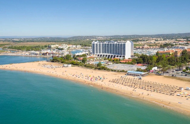 Vilamoura Club Villa 2 by Homing