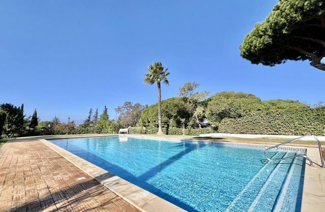 Vilamoura Deluxe Villa by Homing