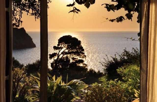 Villa Única con Acceso al mar