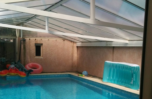 Villa 100 m² with private indoor pool