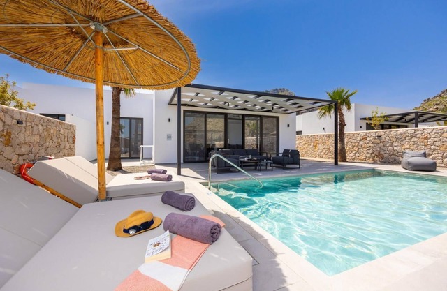 Villa 12 Chado - Two Bedroom Villa, Sleeps 4