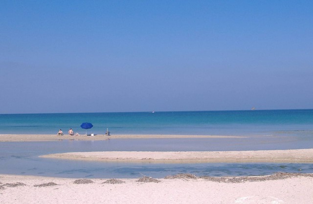 VILLA 18 SLEEPS ONLY 100MT FROM THE SAND OF SAND