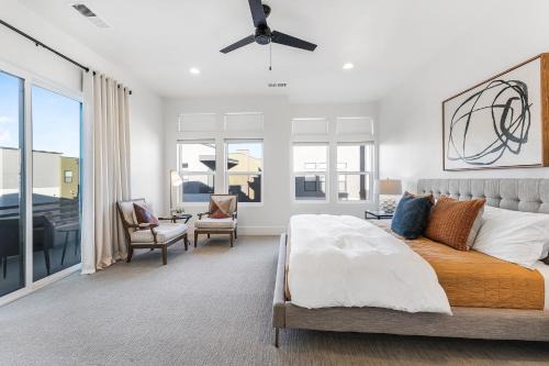Villa #25 at Bloomington Country Club - Villa Vibes townhouse