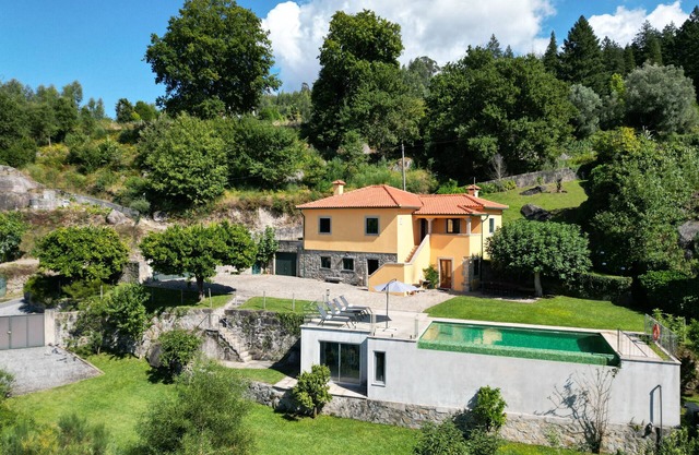 Villa 282 Lovely Villa w/Infinity Pool Valley View