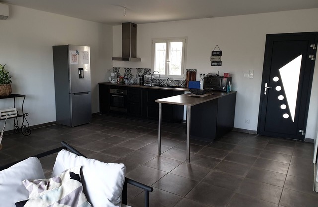 Villa 3 bedrooms 6 pers quiet WI-FI Clim 20km Avignon