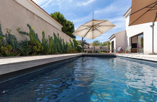 Villa '3 Lucs' with Private Pool, Wi-Fi and Air Conditioning