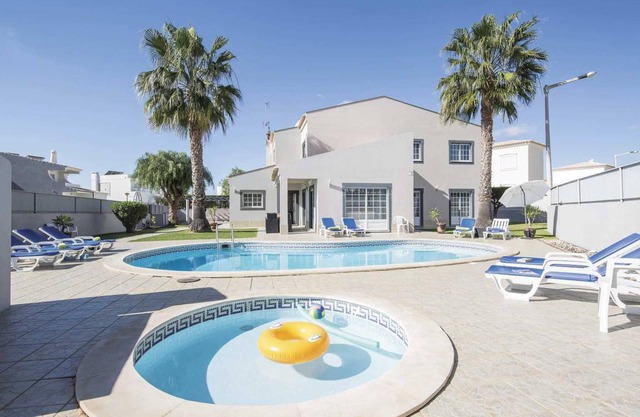 Villa ∙ 5 bedrooms ∙ 10 guests