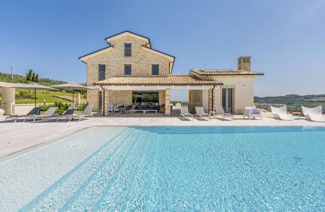 Villa Ada By MMega