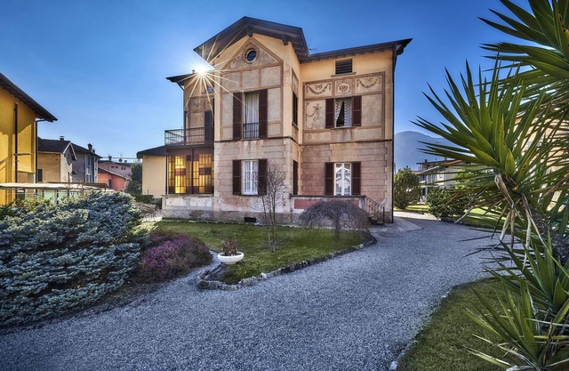 Villa "Ada Historic 800s" with Terrace, Garden and Wi-Fi