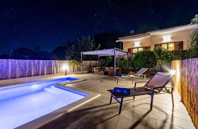 Villa Adriana - Three Bedroom Villa with Private Pool