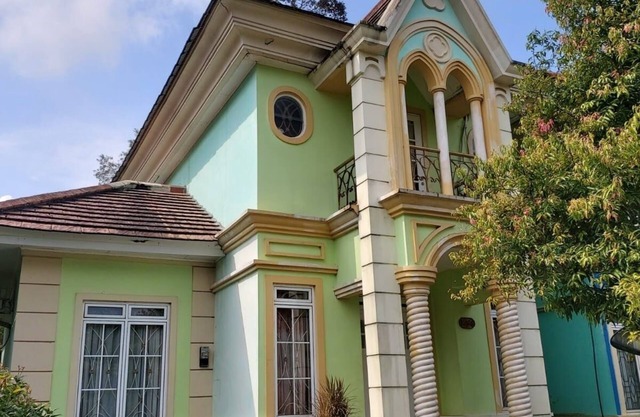 Villa Alaska Kota Bunga
