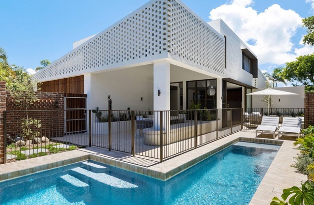 Villa Alcorn - Brand New Luxury Build